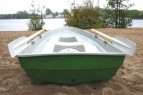 Пластиковая гребная лодка Шарк-240